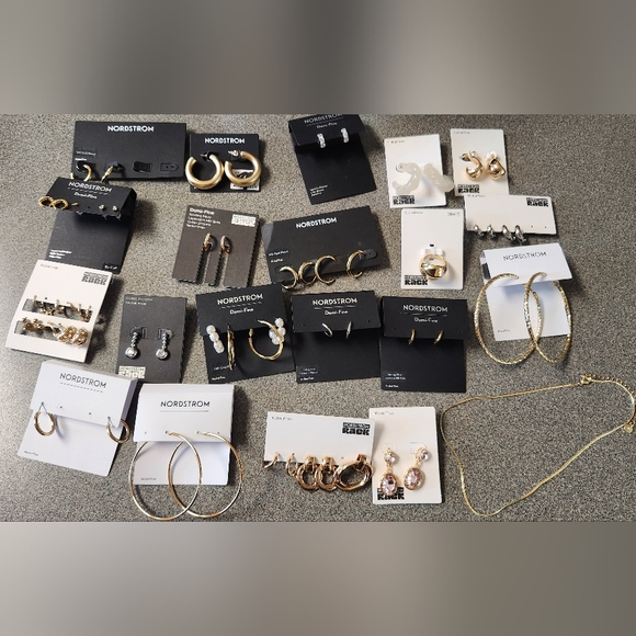 Nordstrom Jewelry - Nordstrom Jewelry Set